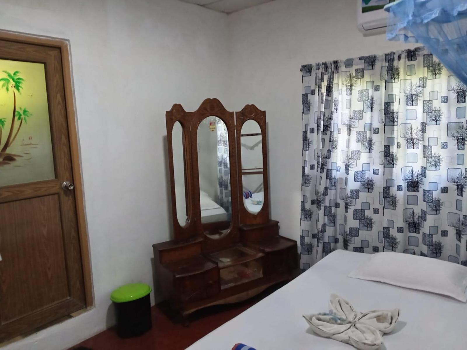 Senasuma Holiday Bungalow أنرادابورام المظهر الخارجي الصورة