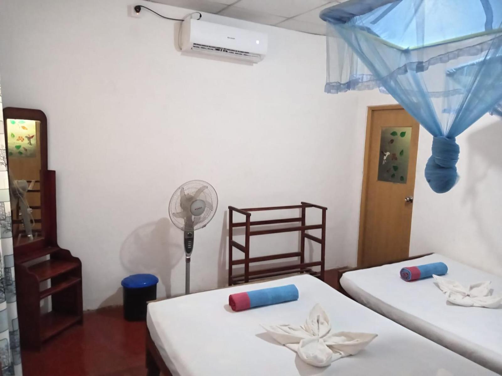 Senasuma Holiday Bungalow أنرادابورام المظهر الخارجي الصورة